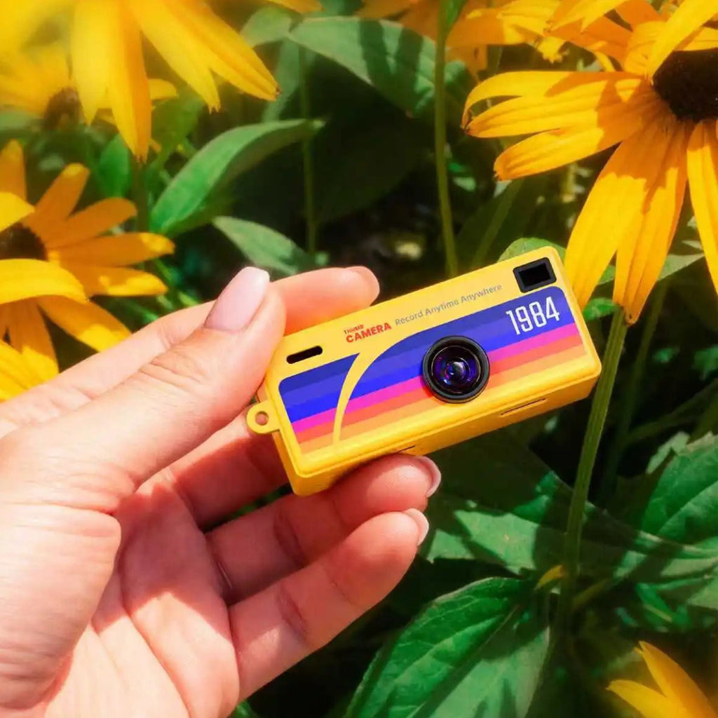 1984 Thumb Vintage Camera